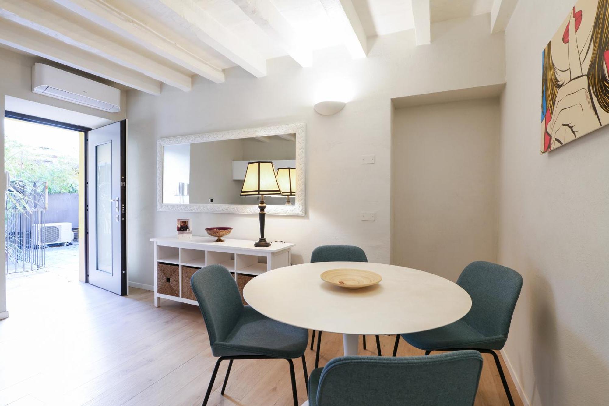מילאנו Elegant Rosales Apt. מראה חיצוני תמונה