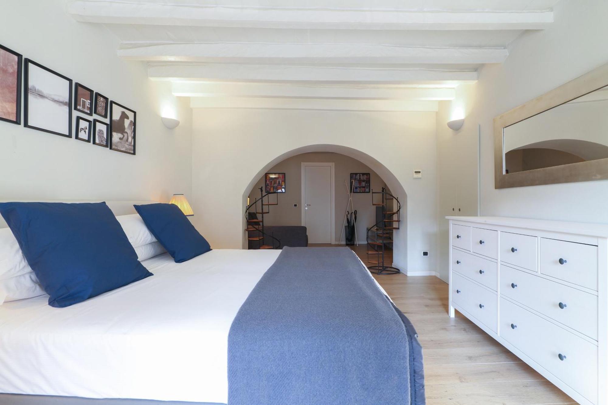 מילאנו Elegant Rosales Apt. מראה חיצוני תמונה